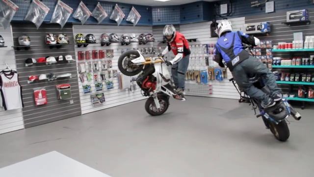Tight Quarters (Nick Apex & Ernie Vigil) смотреть онлайн