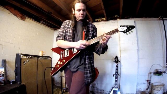 Chibson Flying V VS. Real GIBSON!! смотреть онлайн