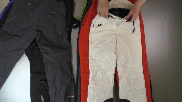 лот 2667 Штаны зимние (9,6 кг, 15 шт, 9600 руб, 640 руб/шт)