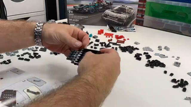 Speed Champions Set 76909 Mercedes AMG смотреть онлайн