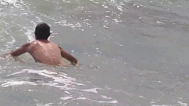 Волны на море смотреть онлайн