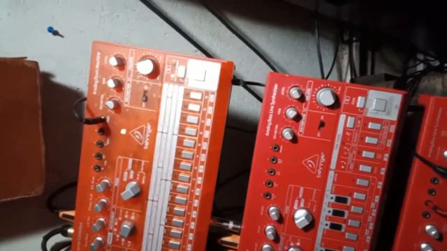 Noah Benzing- Novation AFX Station/Bass Station II (Aphex Twin Edition) смотреть онлайн