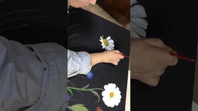 Рабочие моменты #винтаж #woodworking #реставрациямебели #furnituredesign #furniture смотреть онлайн