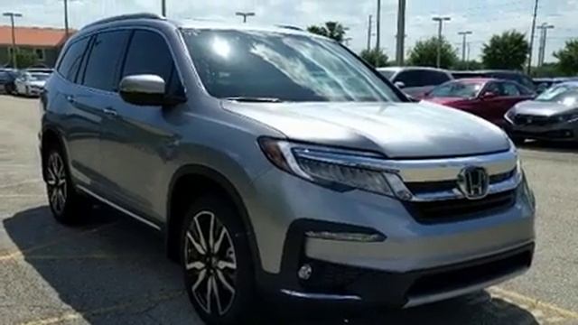 2020 Honda Pilot Touring 7 Passenger FWD смотреть онлайн