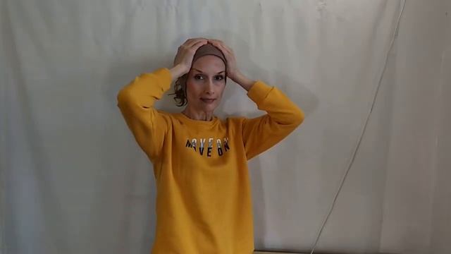 Шапка после химиотерапии / Бини с волнистыми волосами (ТРЕССАМИ) трикотаж смотреть онлайн