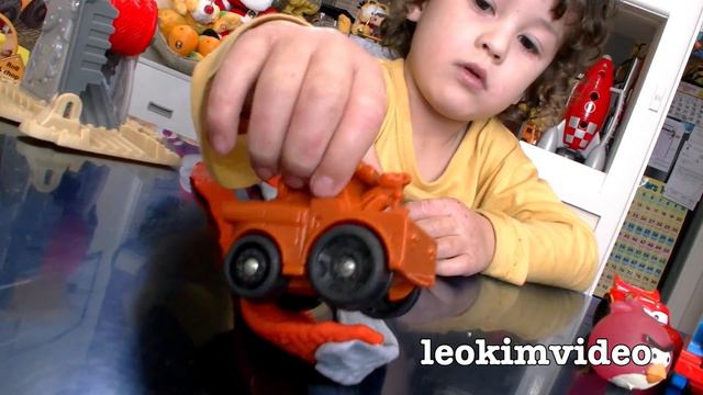 Play Doh Brick Mill Angry Birds Thomas The Tank Cars 2 Lightning McQueen Hard At Work смотреть онлайн