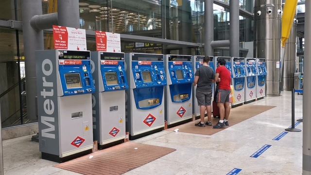 ? Tourist Tickets | UNLIMITED Travel In MADRID #067