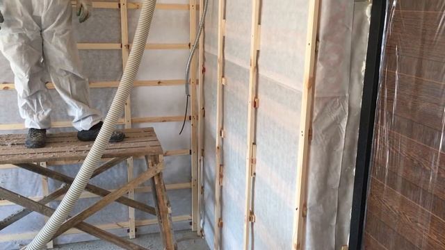 Утепление стен эковатой