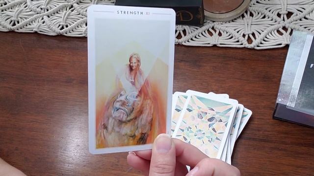 The Fountain Tarot Unboxing/Flip Through смотреть онлайн