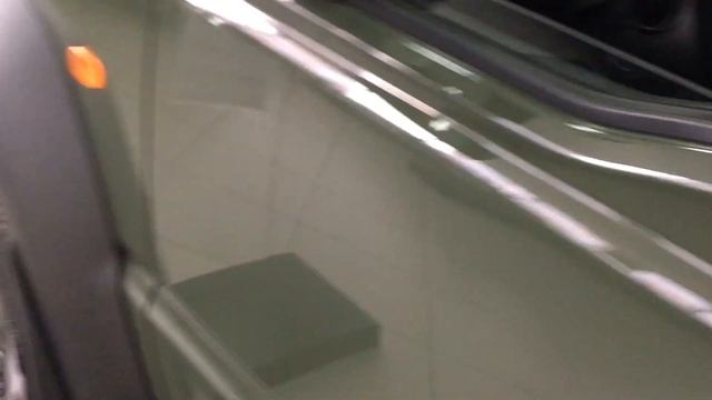 ВОЕННЫЕ АВТОМОБИЛИ В АВТОСАЛОНЕ ГАЗ / ЗАМЕНА МАСЛА У ОФИЦИАЛЬНОГО ДИЛЕРА смотреть онлайн