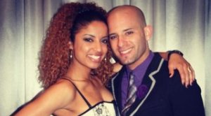 Танцуют Хорхе Атака и Таня Алемана...