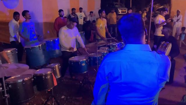 Vlog 17 | कोकण बिट्स चा कोकण दौरा | Haldi Show At Mangaon | Kokan Beats | Banjo Vlog. смотреть онлайн
