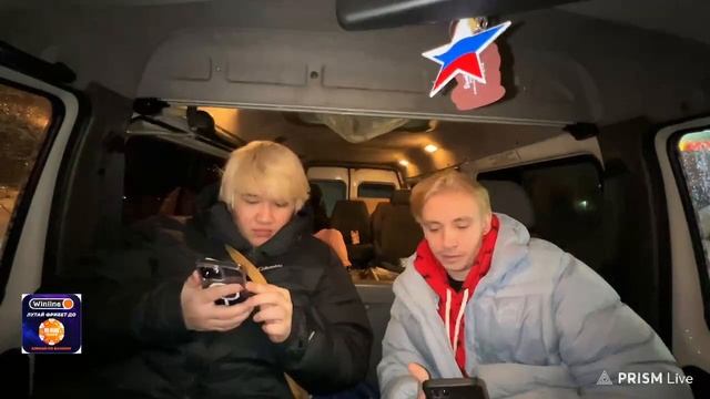 АНДРЕЙ И МУХАНДЖАН ОТДЫХАЮТ ПОСЛЕ ТРЕНИРОВКИ В ЗАЛЕ - Follentass, MuhanJan смотреть онлайн