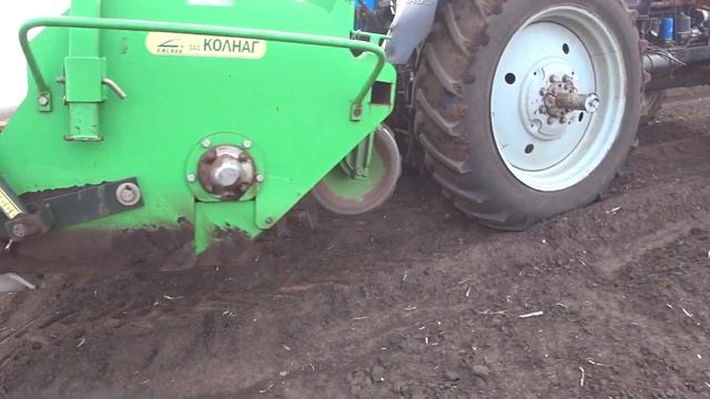 Окучивание картофеля фрезой на М Т З -1221 смотреть онлайн