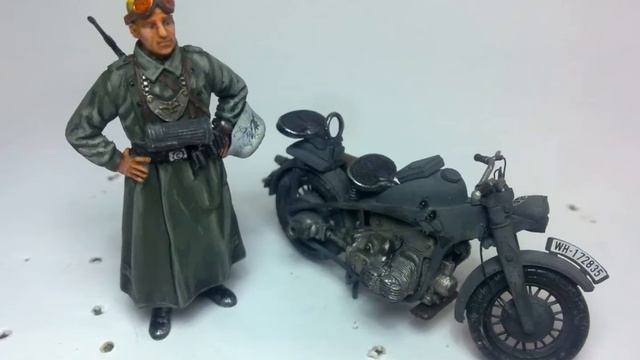 German feldgendarmerie with Zündapp 1/35 смотреть онлайн