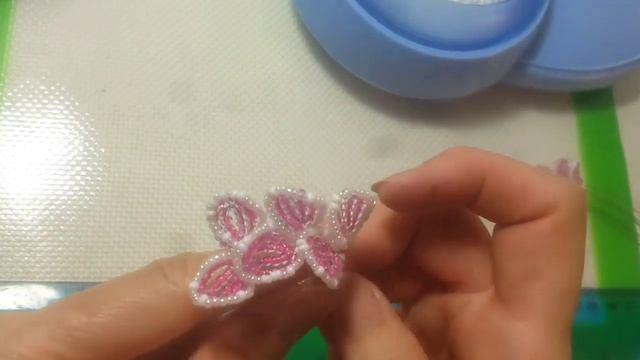 Полумахровая фиалка из бисера МК от Koshka2015 - цветы из бисера, бисероплетение, МК смотреть онлайн