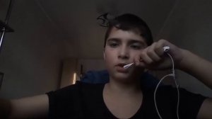 Как сделать микрофон из наушников!