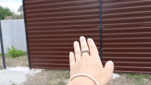 Классный забор своими руками.Забор из профлиста. Бюджетный забор своими силами