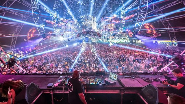 Carl Cox Live @ Ultra Music Festival  [27. 03. 2010]