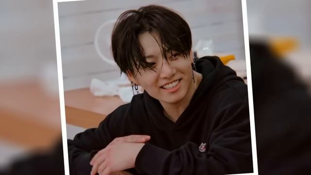 Вигуки/Vkook озвучиваем фанфик "Я рядом" глава 2 автор YoonAmi смотреть онлайн