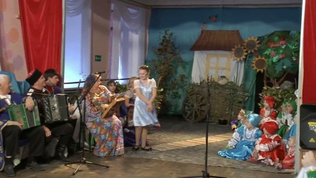 Представляем театр "Ренессанс" и ансамбль народной песни "Шатрица" в творческом проекте "Околица" смотреть онлайн