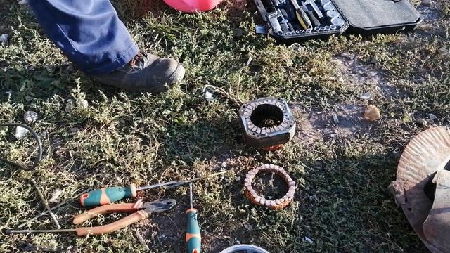 РИГА - 17. Советская стиральная машинка. Разбор в металлолом. смотреть онлайн