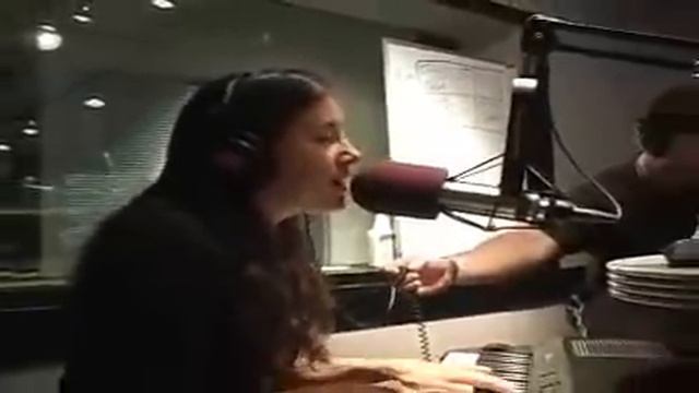 Vanessa Carlton (White Houses) смотреть онлайн