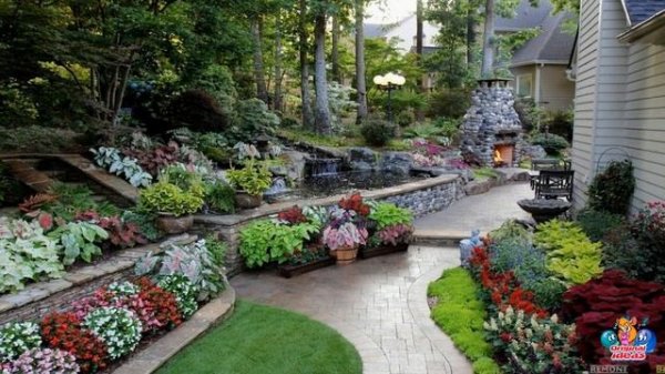 Creative Courtyard Design Ideas | Gardening Ideas For Home | Flower Beds and Paths