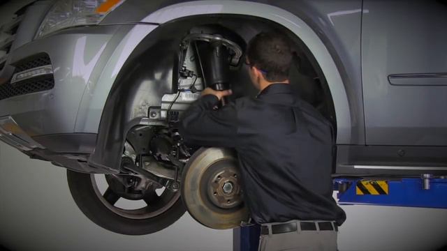 How to Replace a Failing Mercedes-Benz® GL & ML-Class (W164) Front Strut смотреть онлайн