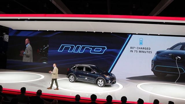 KIA All-New SOUL & Niro EV First Look @LA Auto Show 2018 смотреть онлайн