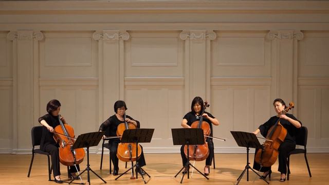 J.S.Bach:Sarabande and Bourree Clematis Cello Quartet смотреть онлайн