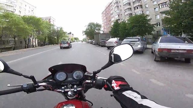 Сдал на ПРАВА! Первый раз на МОТОЦИКЛЕ! 16 лет! Выезд в город! смотреть онлайн