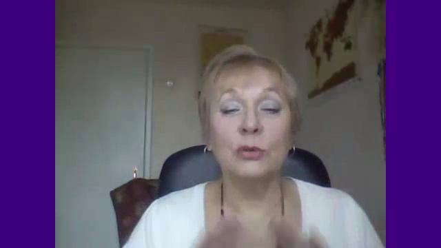 Я думала, что некрасивых людей не бывает... пока не примерила шапочку для бассейна смотреть онлайн