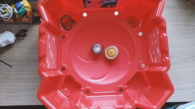 Beyblade Burst! ПЕРВЫЙ ДОМАШНИЙ ТУРНИР BEYBLADE! 3 ТУР!!! ФИНАЛИСТЫ ОПРЕДЕЛЕНЫ!