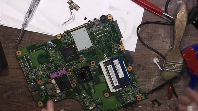 Toshiba Satellite L300 Не запускается и пищит в районе процессора смотреть онлайн