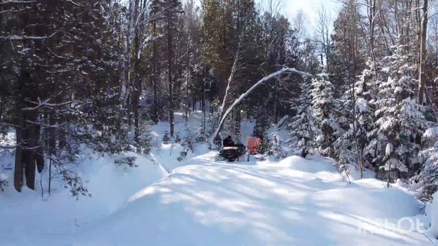 Recovery of a ski-Doo Alpine 2 with a argo Avenger 8x8 смотреть онлайн