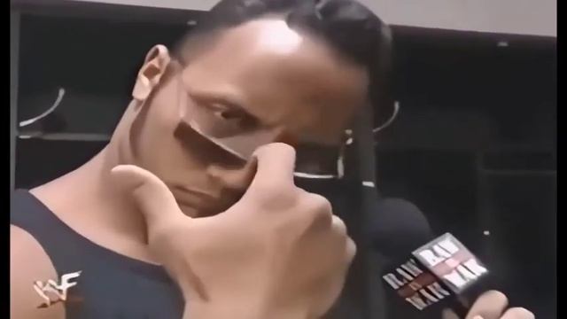 Скала снимает очки смотреть онлайн