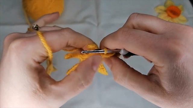 How to Crochet a Daffodil | Easter Flower смотреть онлайн
