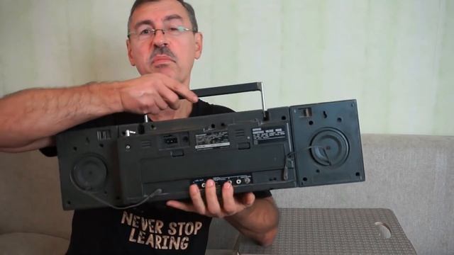 ...наши сети притащили... Часть 2. Ну да, Шарпы попались: Sharp GF-550 и Sharp QT-88