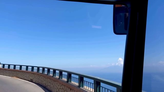 Един ден на остров Капри -1- смотреть онлайн