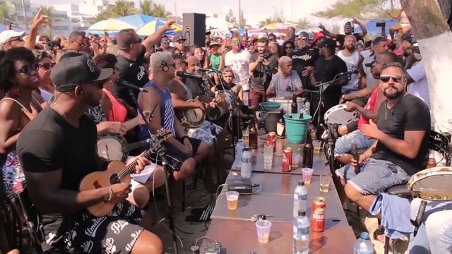 Grupo Clareou + Grupo Revelação - É Samba Que Fala, Né? смотреть онлайн