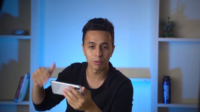 PROFESSIONAL Photoshop Artist REACTS to his OLD WORK смотреть онлайн
