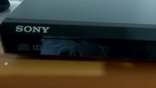 Sony DVD player DVP-SR370. смотреть онлайн