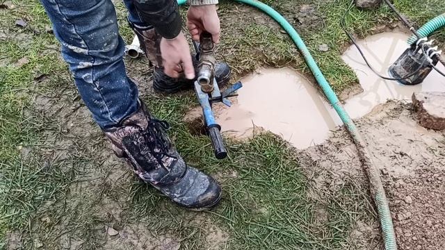 абиссинская скважина в Лакинске мало, зато хорошая . далась не легко . Владимирская область смотреть онлайн