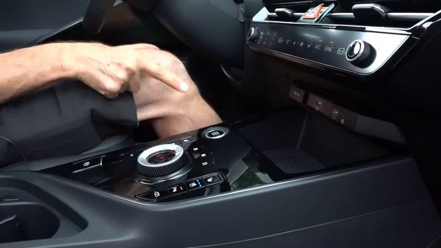 Is the NEW 2023 Kia Niro PHEV a better SUV than a Toyota RAV4 Prime? смотреть онлайн