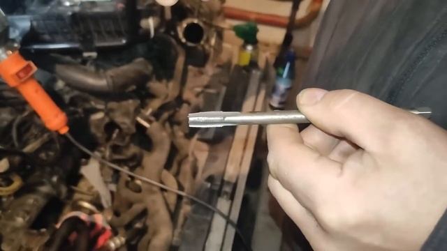 Свечи накала - Замена за 15 минут не Срывая Резьбу в Renault Trafic, Opel Vivaro, Nissan Primastar смотреть онлайн