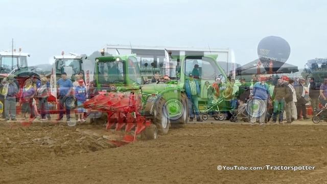 Ploegen / Pflügen / Ploughing with a Merlo Multifarmer 30.9 Top2 + Steeno 4 furrow смотреть онлайн