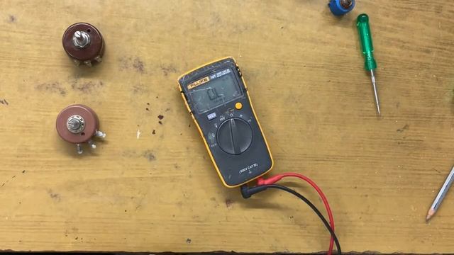 Different types of Potentiometer.. Rotary Potentiometer,Preset,Trimmer,Rheostat ,Variable Resistanc смотреть онлайн