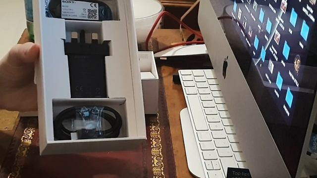 Sony Xperia 1 unboxing смотреть онлайн