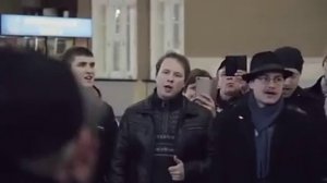 Флешмоб на Киевском вокзале Москвы